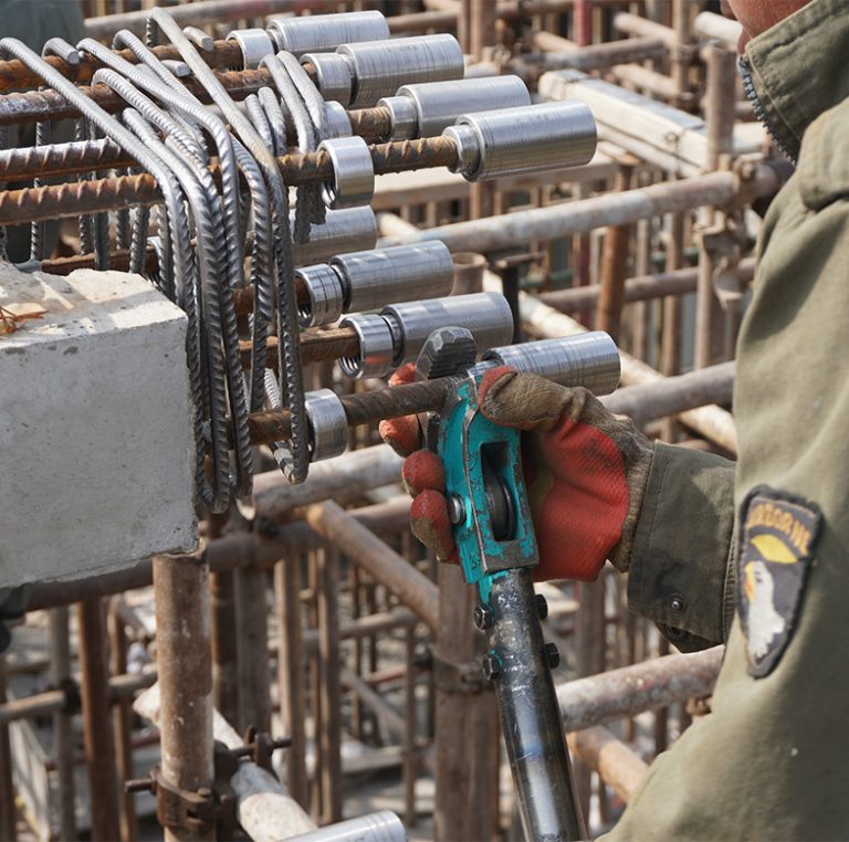 Mechanical connection technology of WL double screw sleeve reinforcement