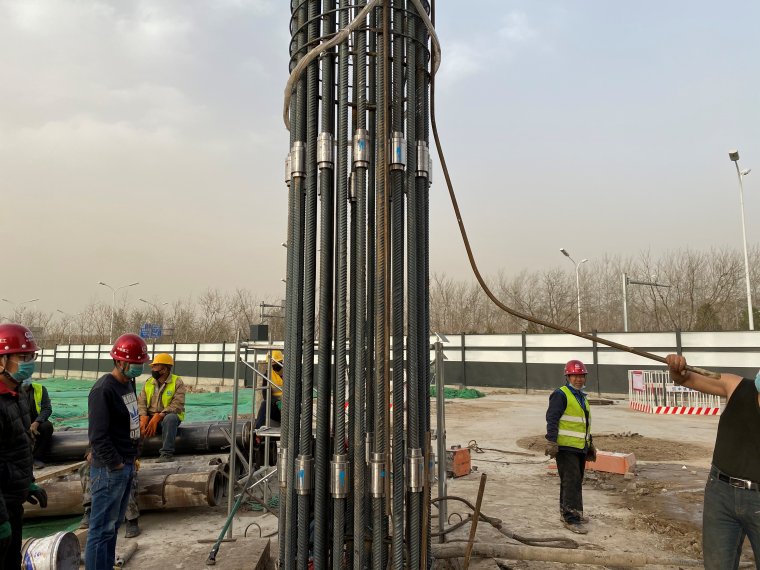 超長(zhǎng)鋼筋籠連接插圖2